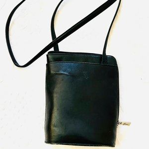 ROYCE BLACK LEATHER CROSSBODY